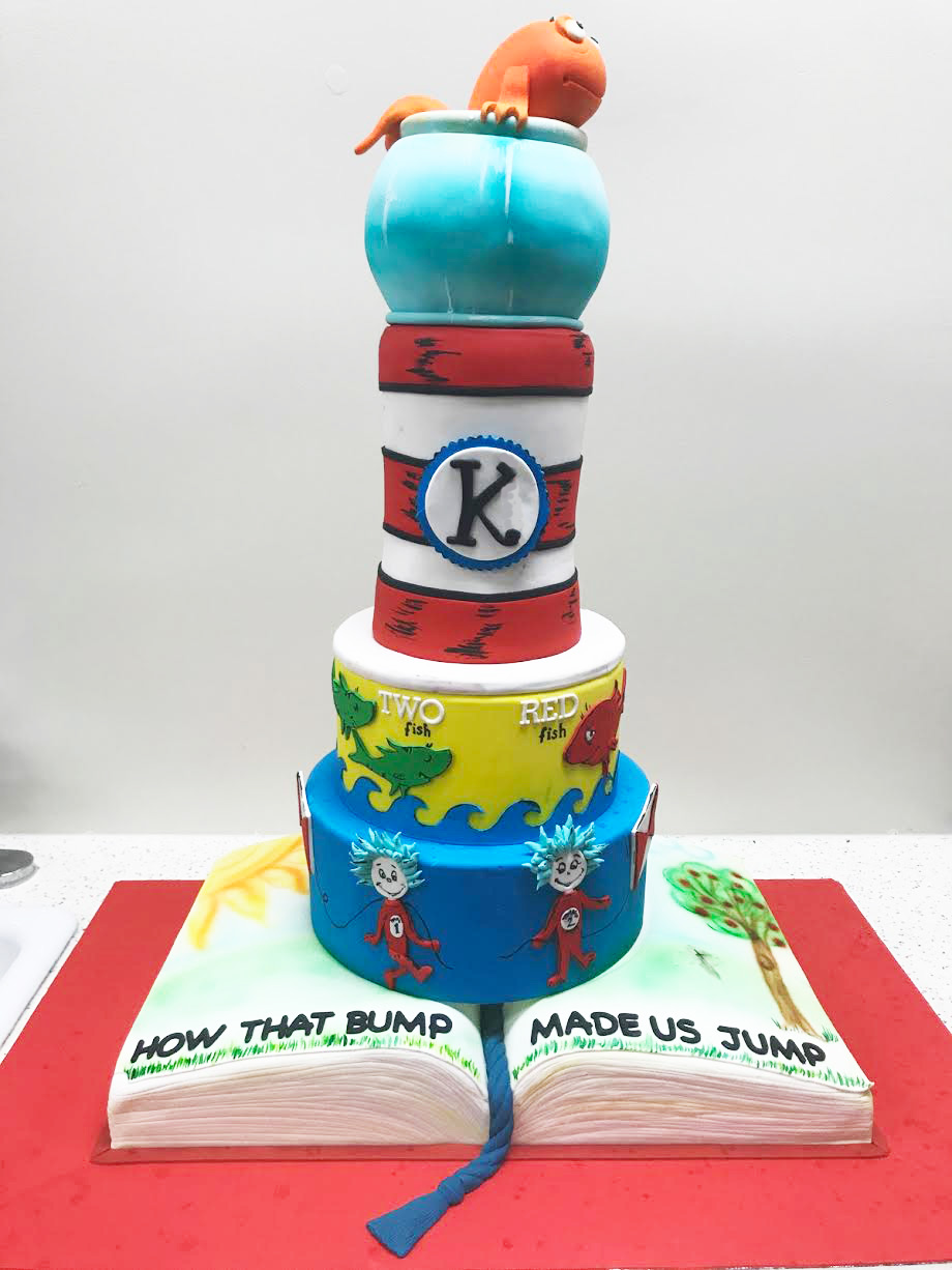 BSC-0009 dr seuss cake