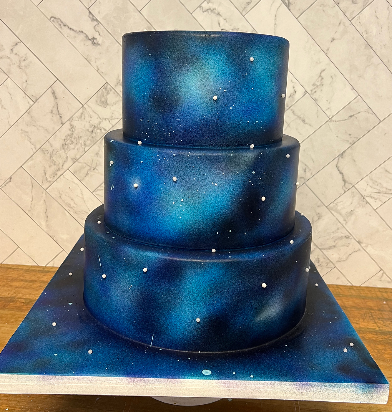 Ombre Space Cake - Palermo Custom Cakes