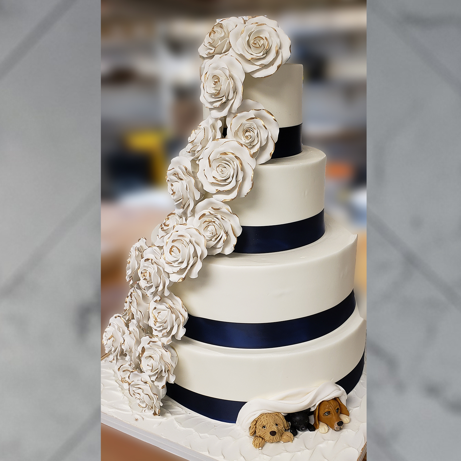 Puppies & Roses Wedding Cake