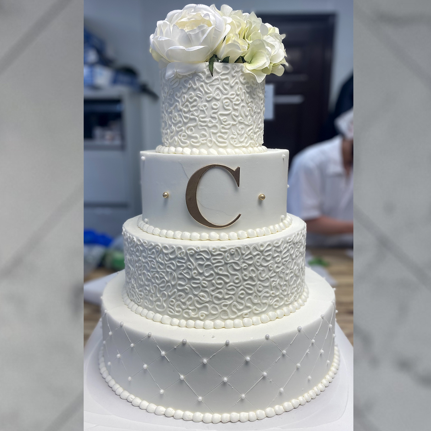 Texture Touches Wedding Cake