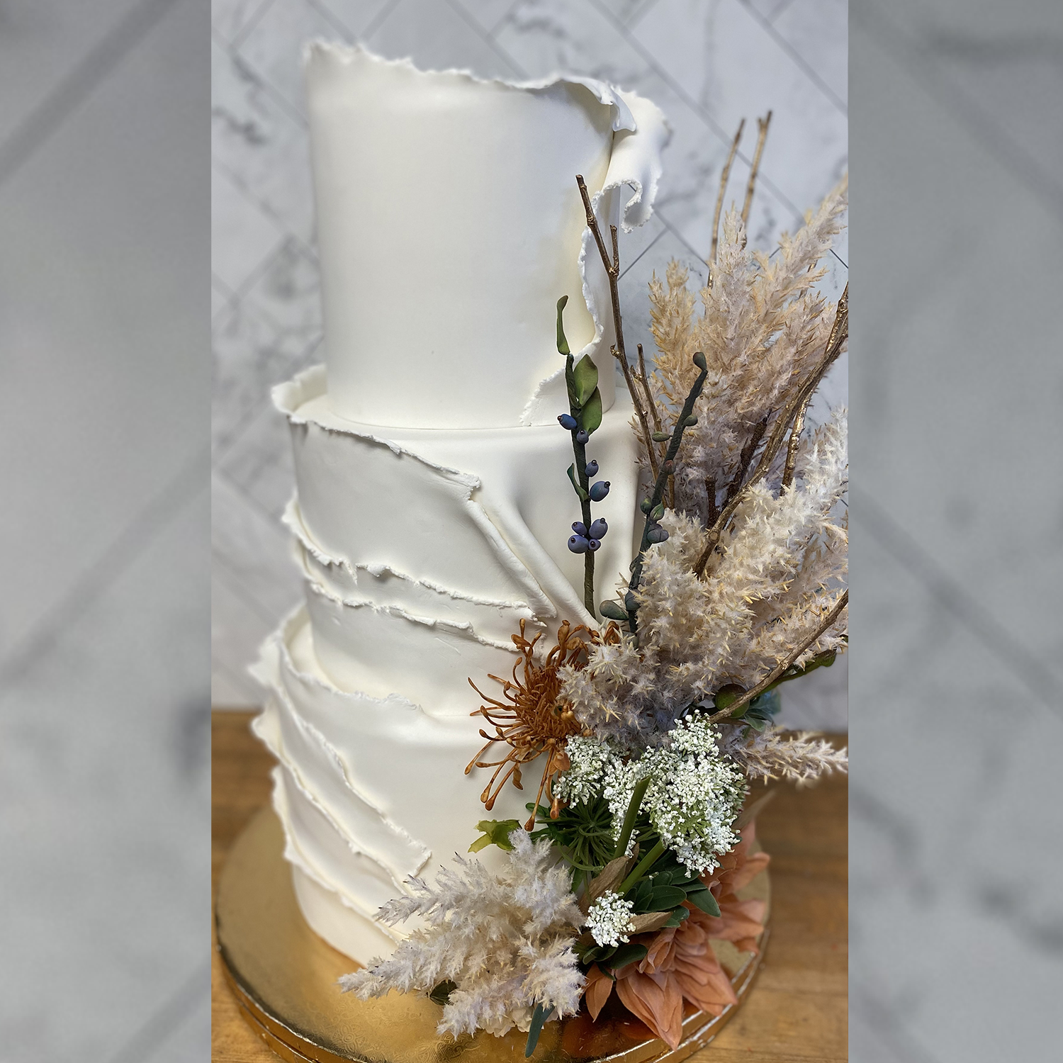 Modern Flair Wedding Cake