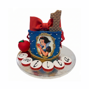 Snow White Bow Birthday Cake