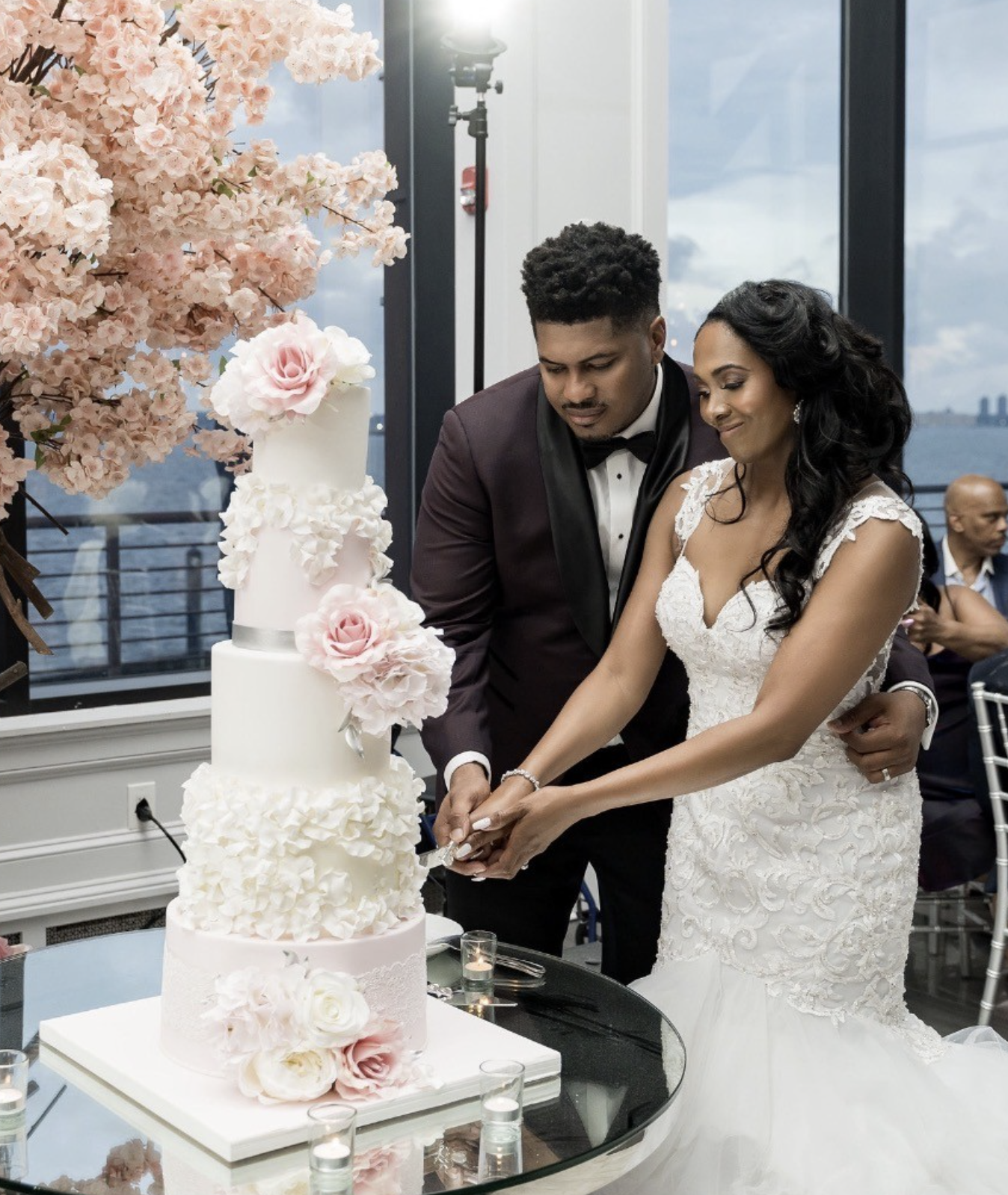 wedding cakes near me