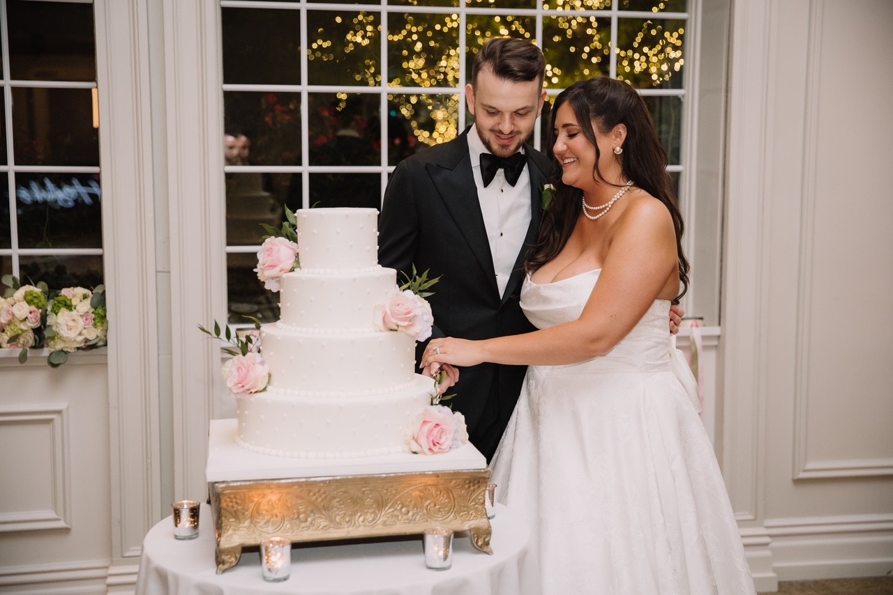 wedding cakes near me